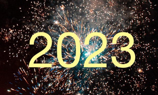 Nyårstextkavalkad 2023. Texter publicerade i början av varje nytt år under 18 år (2006 – 2023).